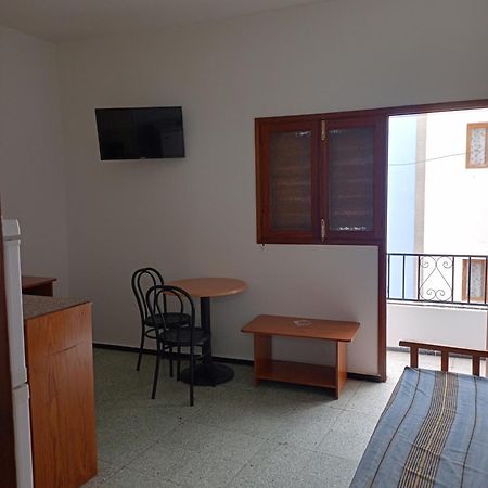 Pension Alvarez El Tablero  外观 照片