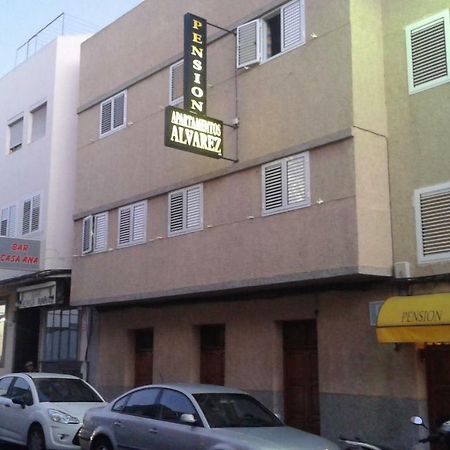 Pension Alvarez El Tablero  外观 照片
